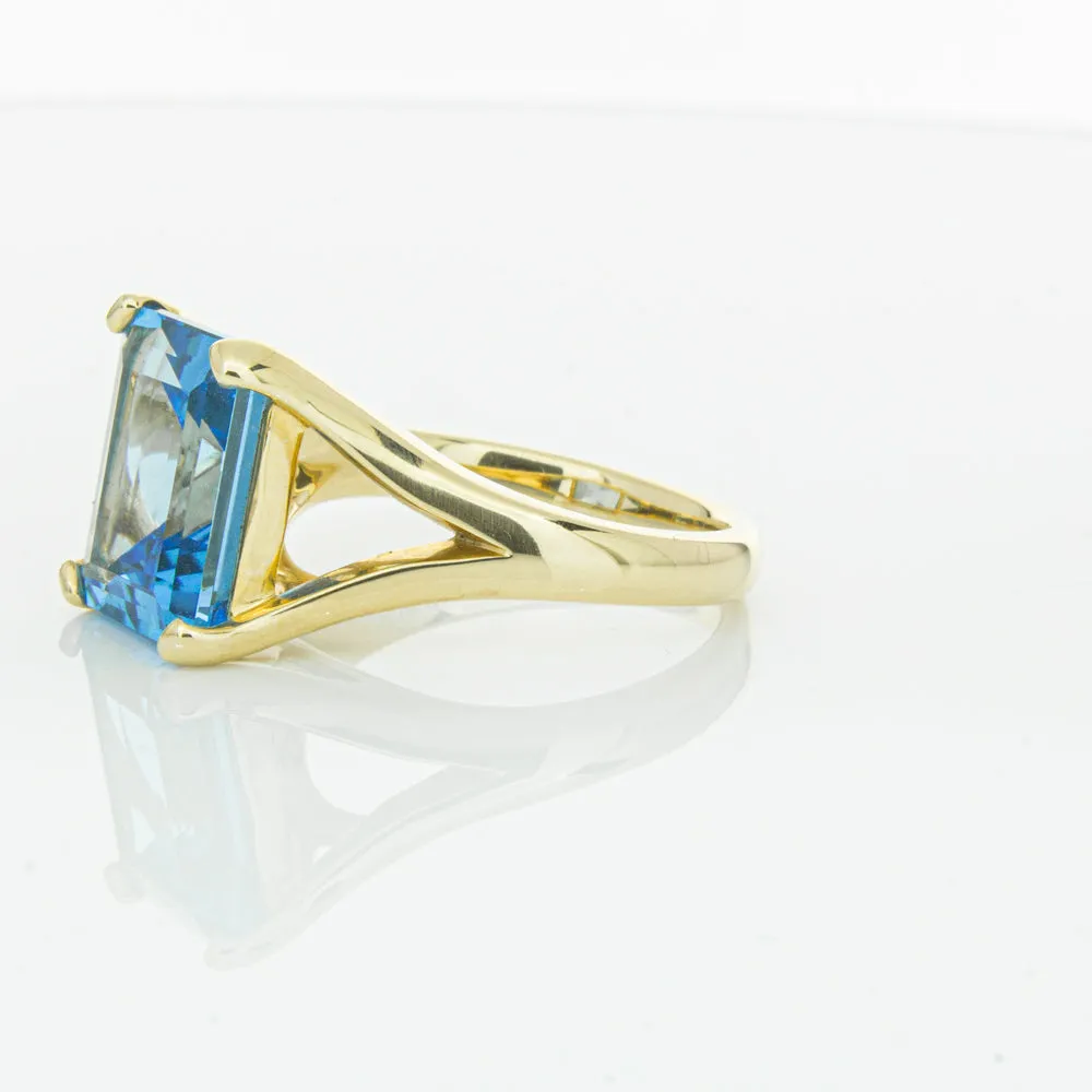 14ct Yellow Gold Blue Topaz Verona Ring