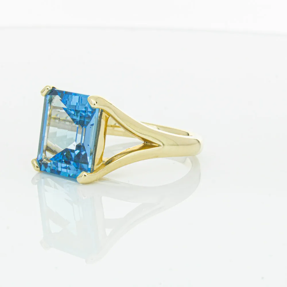 14ct Yellow Gold Blue Topaz Verona Ring