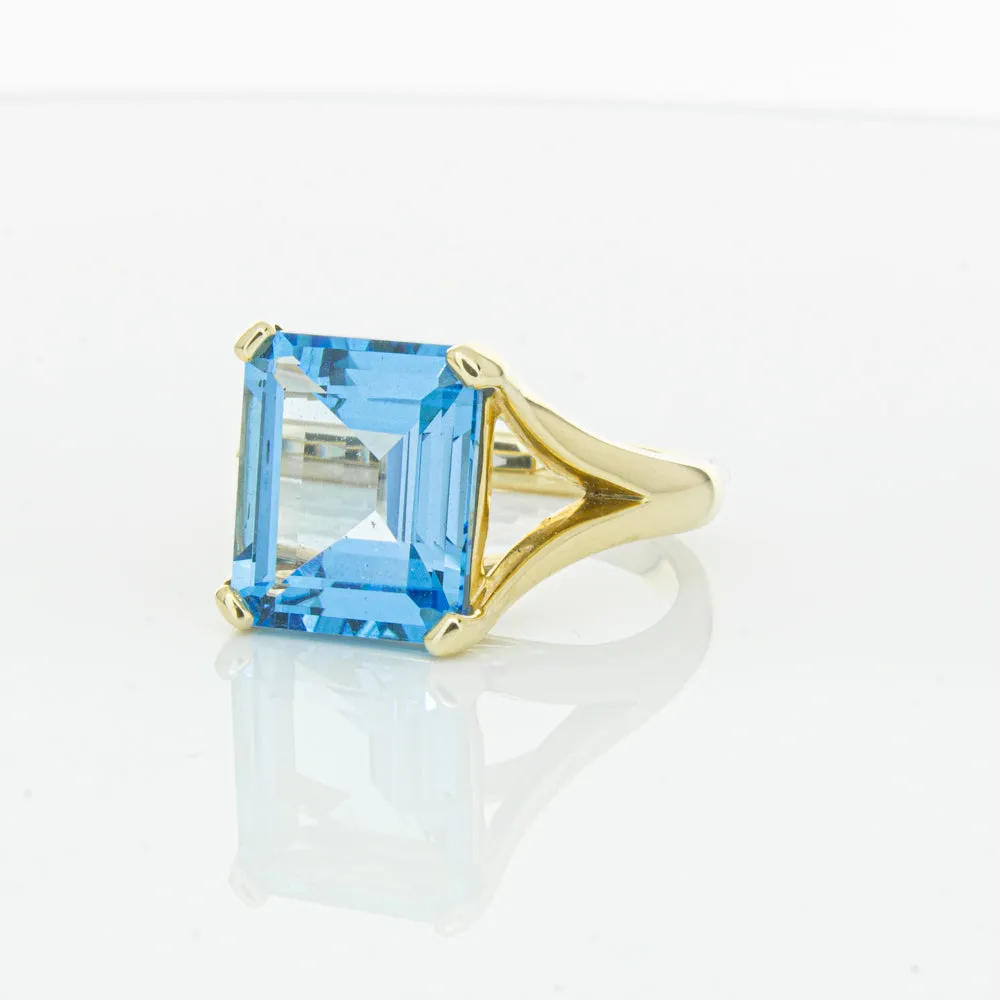 14ct Yellow Gold Blue Topaz Verona Ring