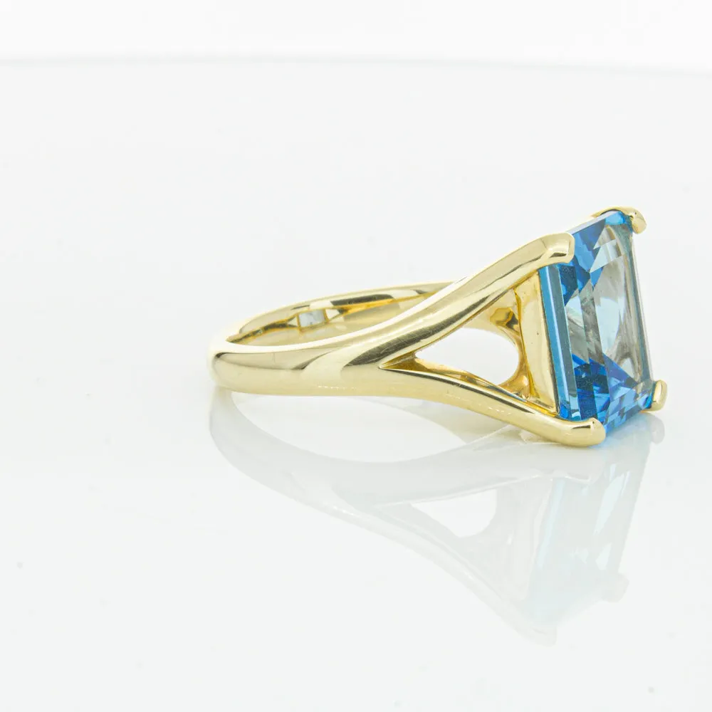 14ct Yellow Gold Blue Topaz Verona Ring