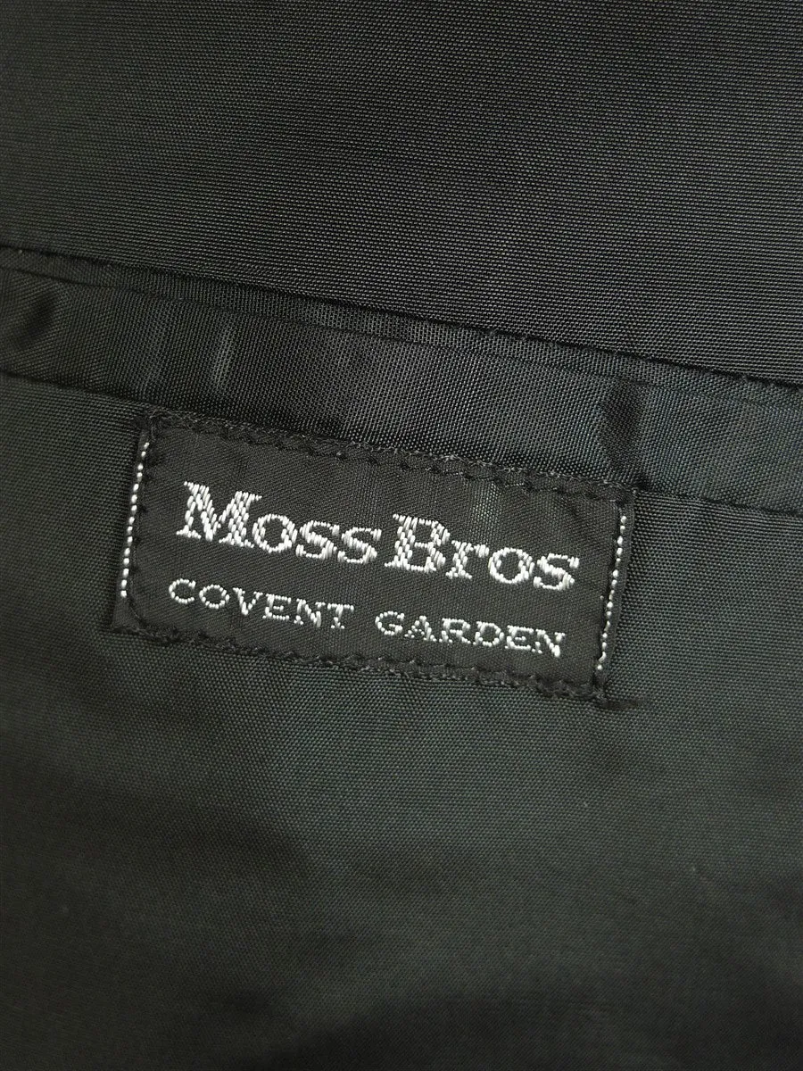 24/0996 immaculate vintage moss bros covent garden black velvet dinner / smoking jacket w/ frogging braid 42 short