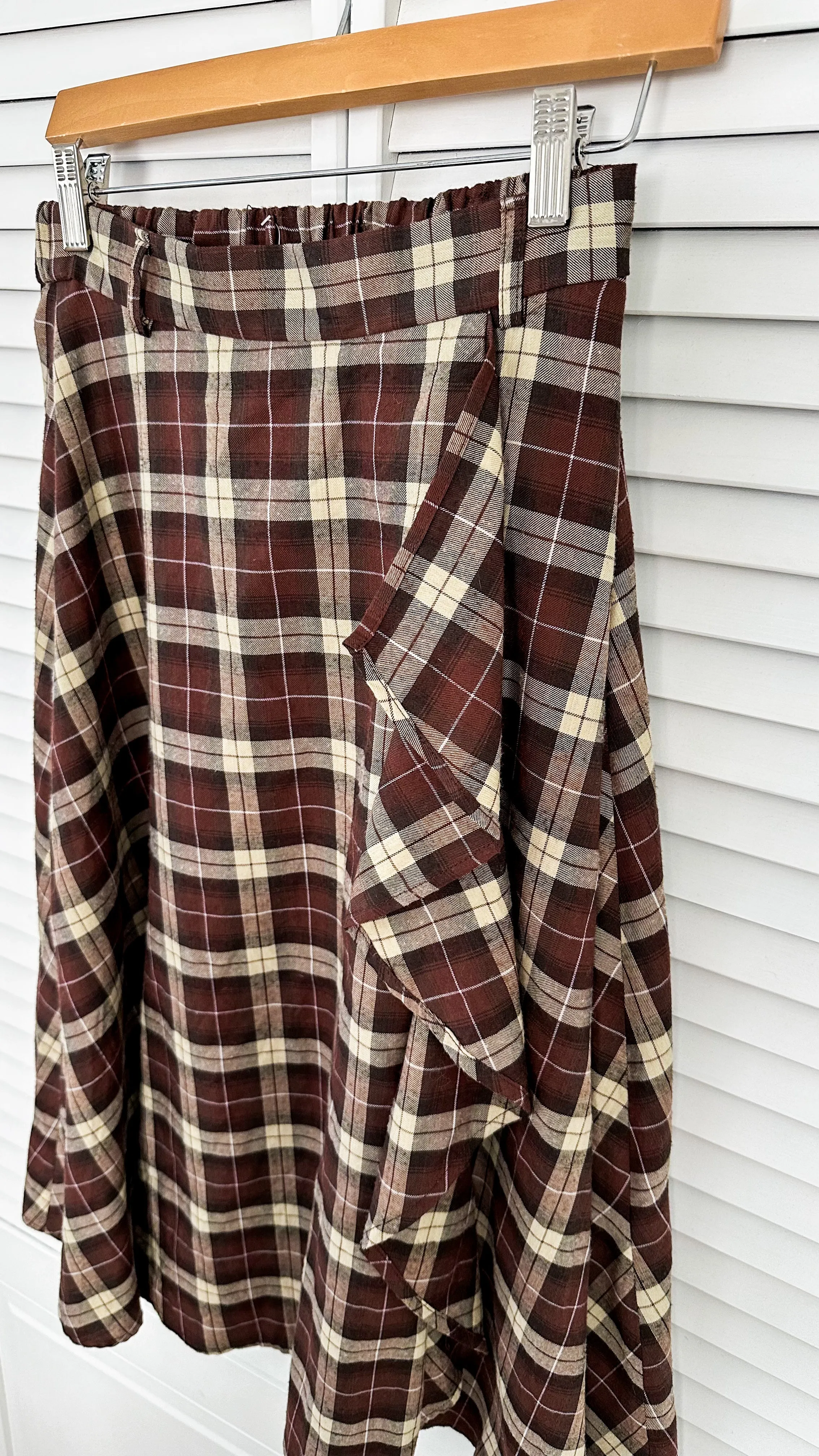 Brown Plaid Ruffle Front A-Line Skirt (S)