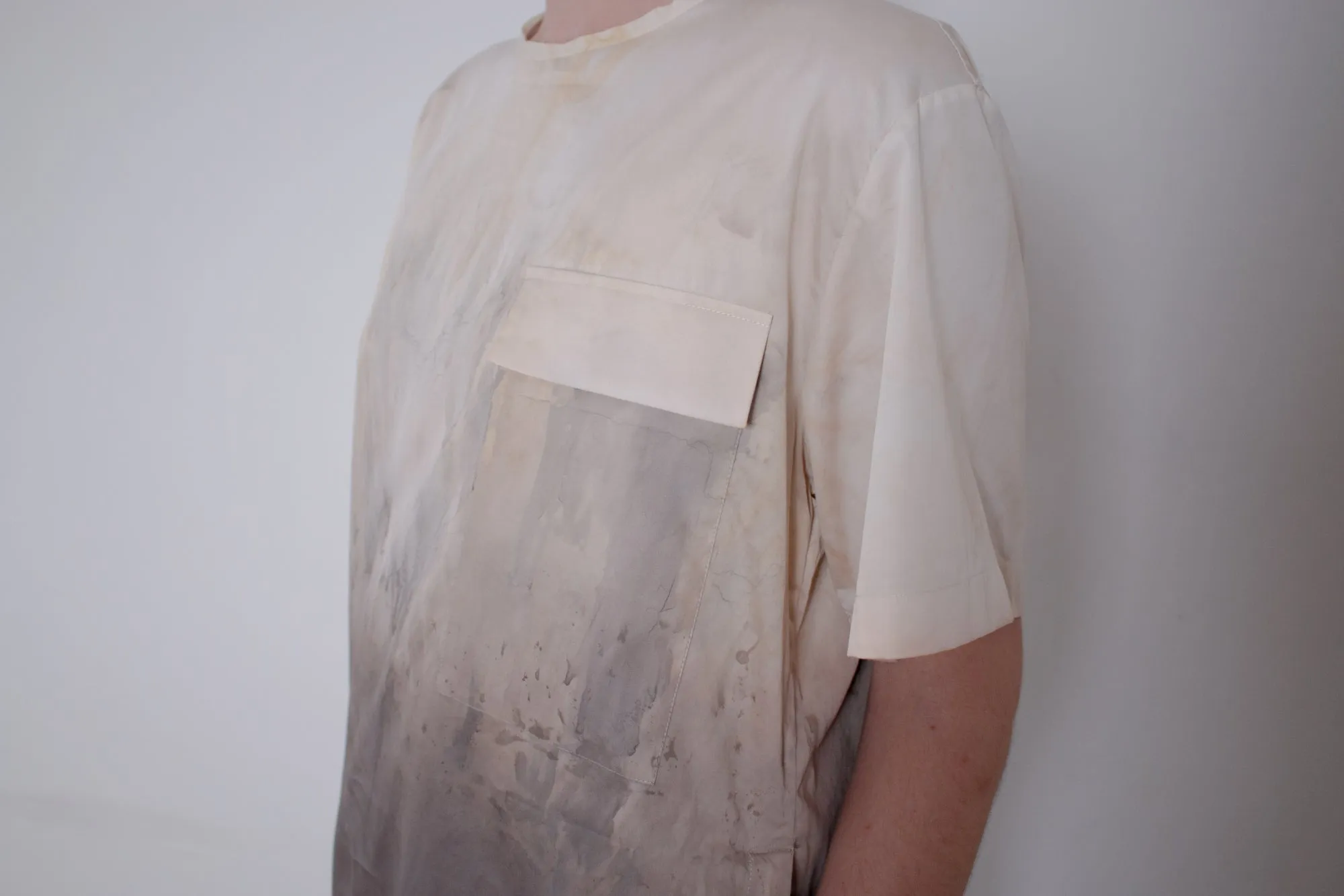 Naturally Dyed Elongated Cotton T-shirt