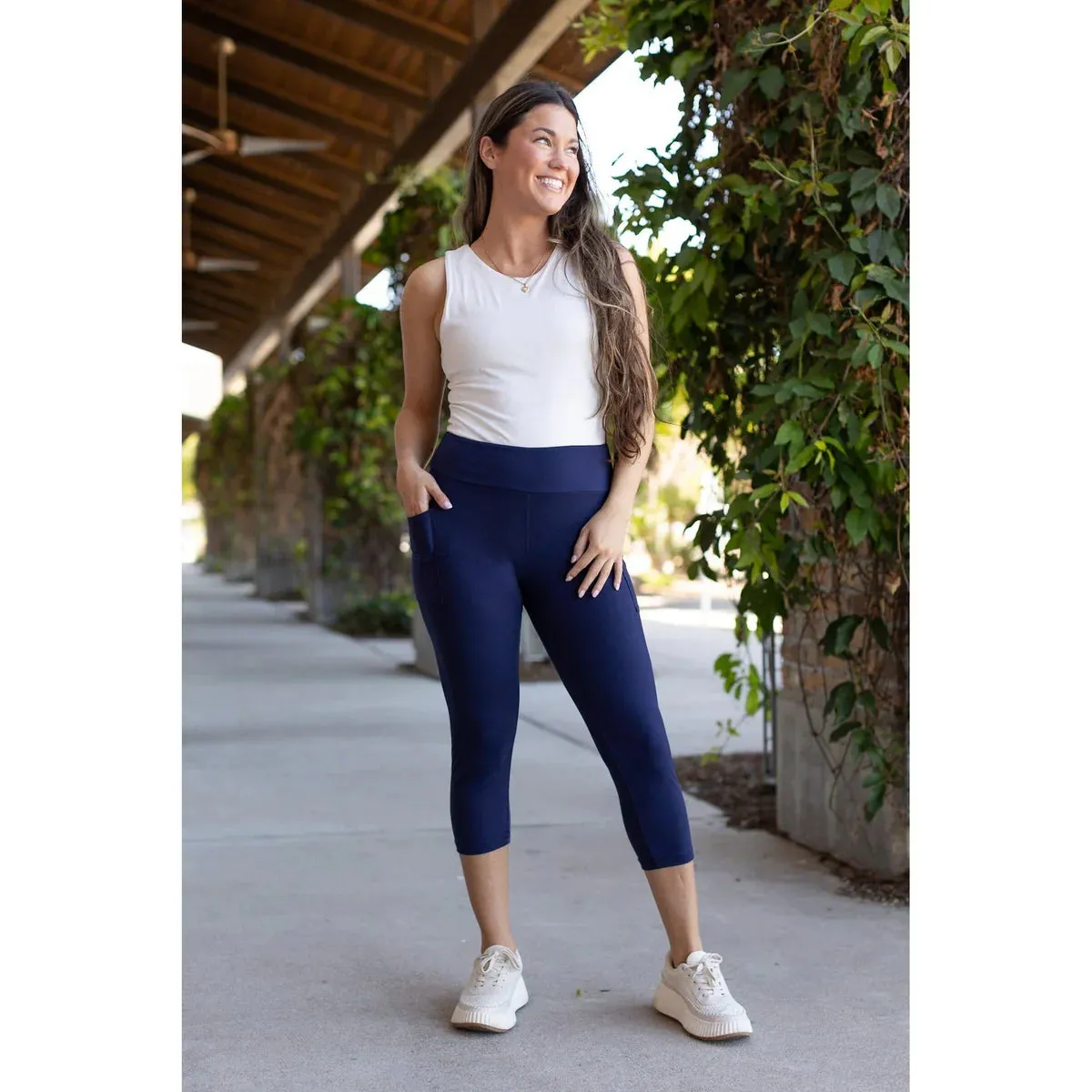 Navy Pocket Leggings Capri