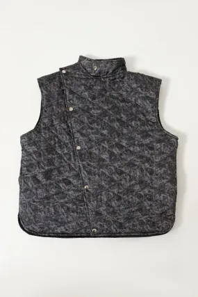 QUILTED FLORAL VEST