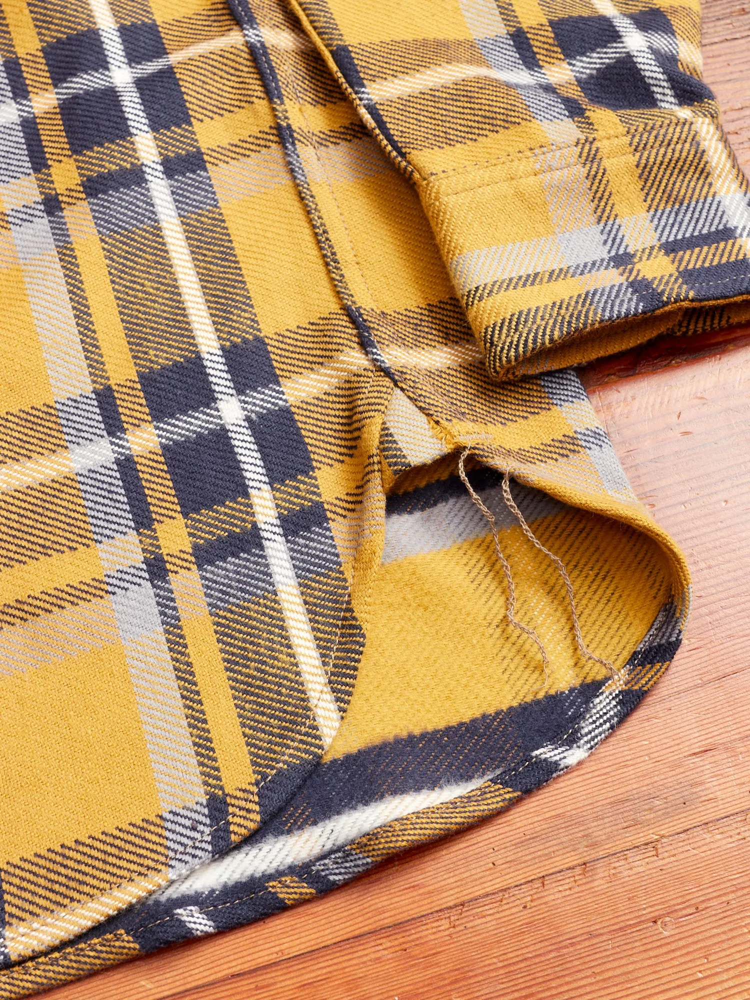 "Field Shirt" in Gold Plaid