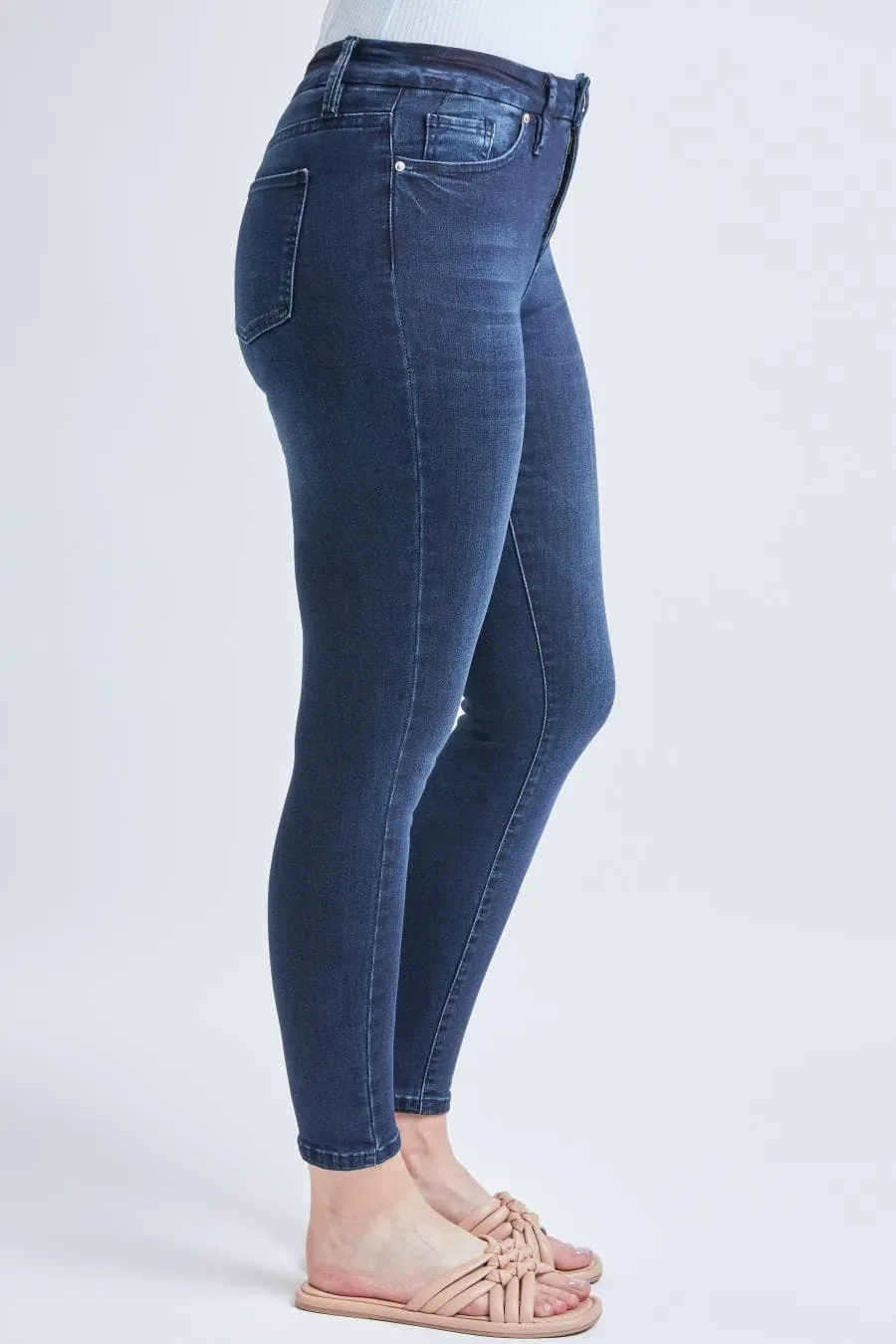 Women's Curvy Ultra High Rise Skinny Jeans